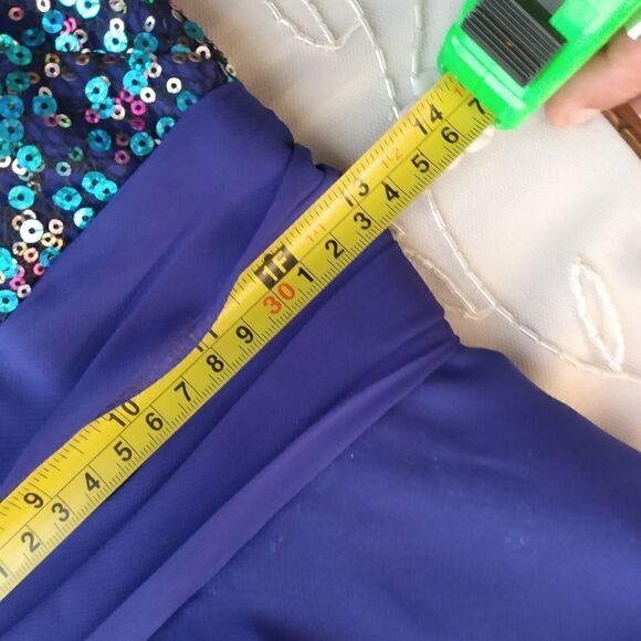 EUC HAILEY/ADRIANNA PAPELL Blue Long Back Short Front Rainbow Sequin Dress 3/4 - Picture 12 of 15